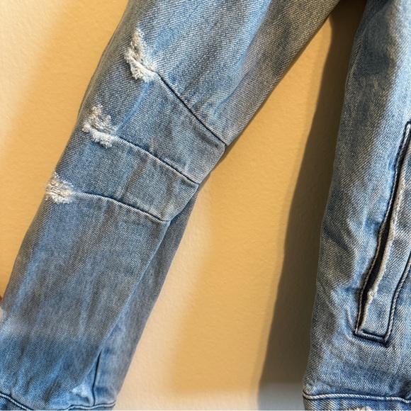 Forever 21 Mens Distressed Denim Jacket - Picture 6 of 6